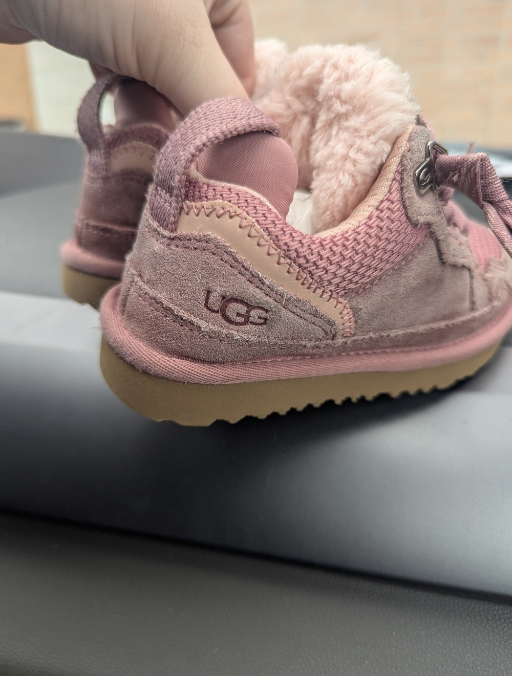 Uggs Lowmel - Picture 2 of 7